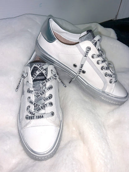 Alive White