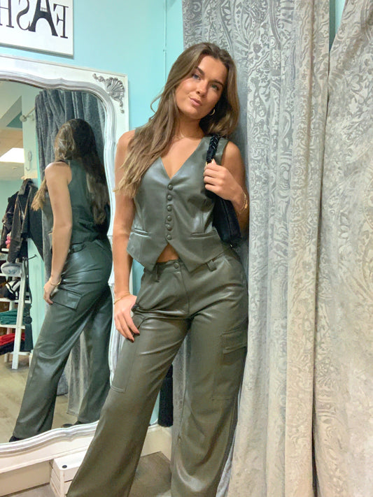 Olive Cargo